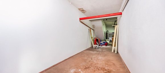 85m² Garage in Cuneo, Italy No. 157565 10