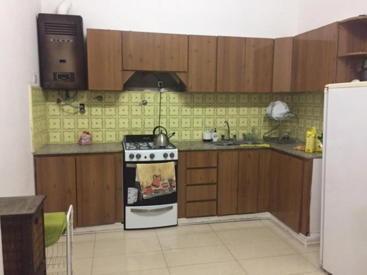 2 bedrooms House in Avellaneda, Argentina No. 65461