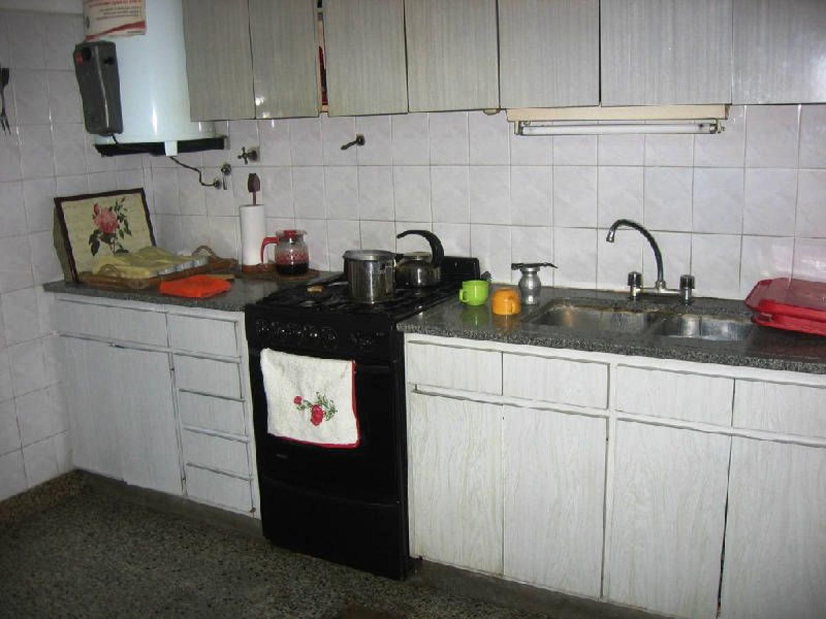 Casa de 3 dormitorios en Mar del Plata, Argentina No. 67141