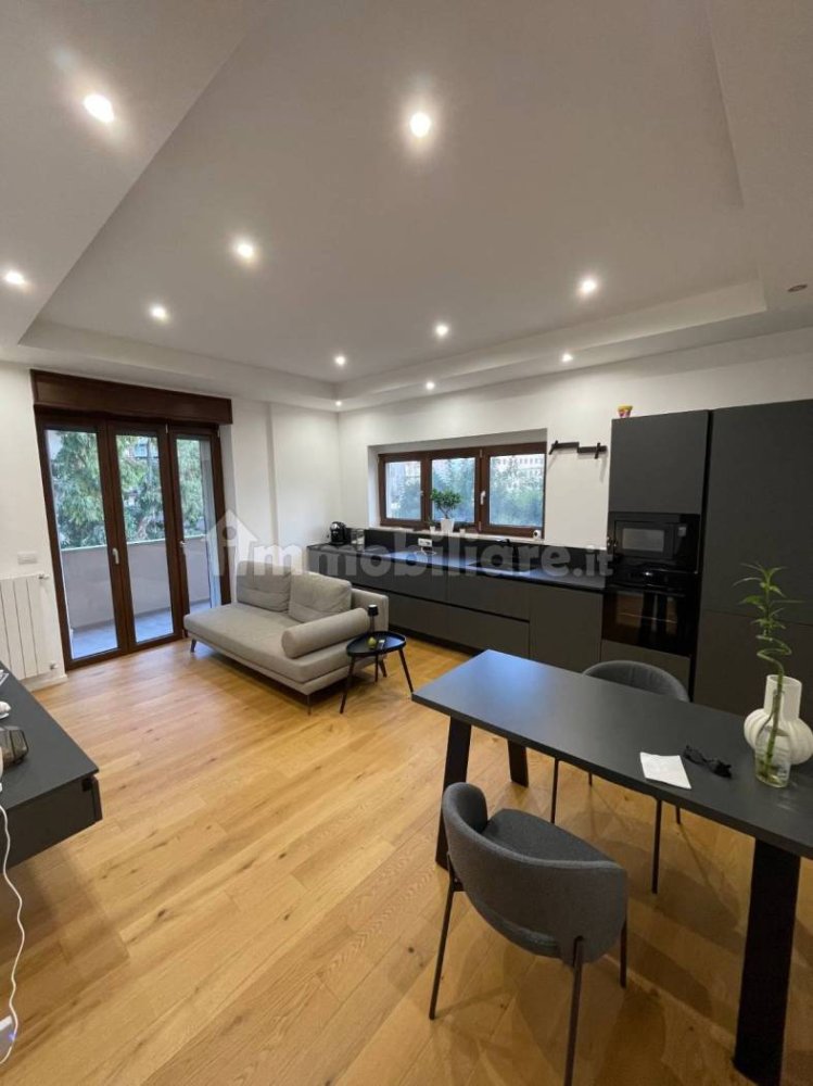 1 bedroom Apartment in Bari, Italy No. 335680