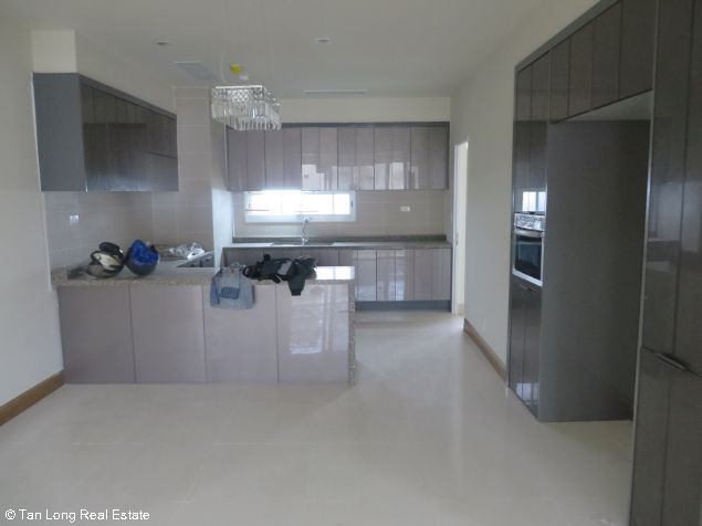 4 bedrooms Apartment in Hoai Duc, Vietnam No. 4496