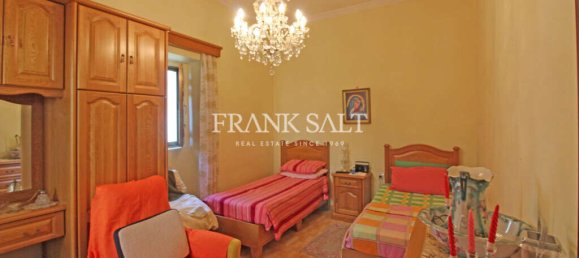 202m² House in Zebbug, Malta No. 2559 6