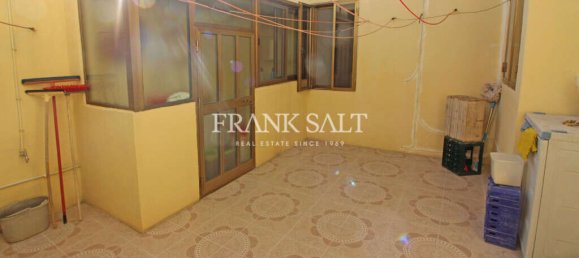 202m² House in Zebbug, Malta No. 2559 8