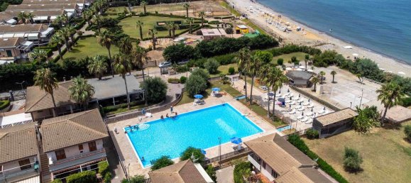 2 bedrooms Apartment in Campofelice di Roccella, Italy No. 282831 18