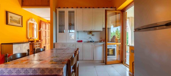 2 bedrooms Apartment in Campofelice di Roccella, Italy No. 282831 4