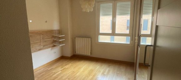 Apartamento de 2 dormitorios en Madrid, Spain No. 170736 6
