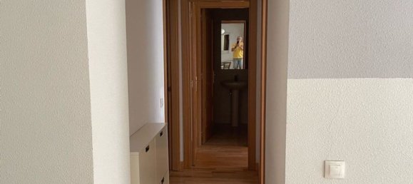 Apartamento de 2 dormitorios en Madrid, Spain No. 170736 21