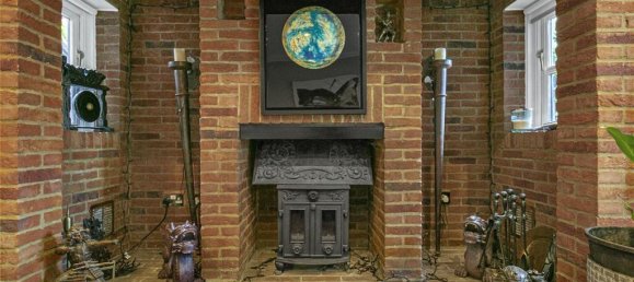 6 bedrooms House in Enfield, United Kingdom No. 6603 18