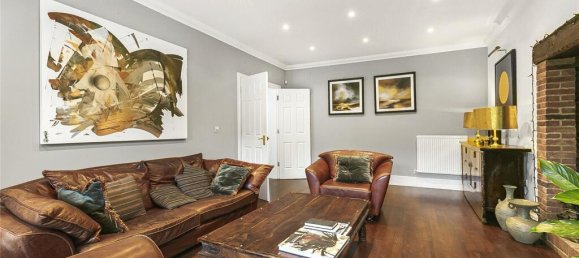 6 bedrooms House in Enfield, United Kingdom No. 6603 19