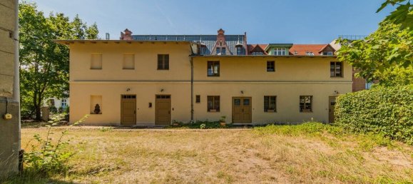 8 rooms Building in Potsdam, Germany No. 33800 23