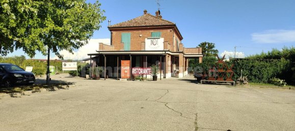 5 rooms Commercial property in Magliano Alfieri, Italy No. 312879 8