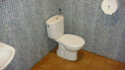 Propriété commerciale à Alicante, Spain 111m² No. 242905