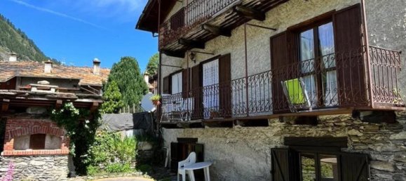 1 bedroom Apartment in Pontechianale, Italy No. 103254 6