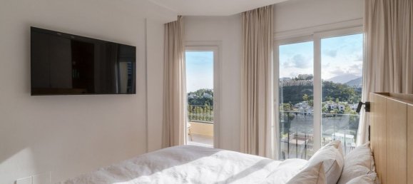 Ático de 3 dormitorios en La Quinta, Spain No. 186035 29