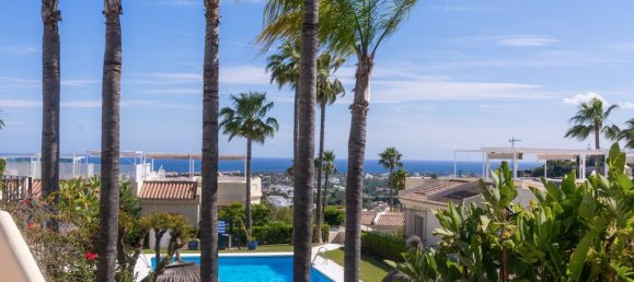 Ático de 3 dormitorios en La Quinta, Spain No. 186035 4