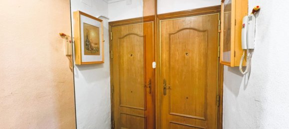 Apartamento T3 em L'Hospitalet de Llobregat, Spain N.º 181113 3