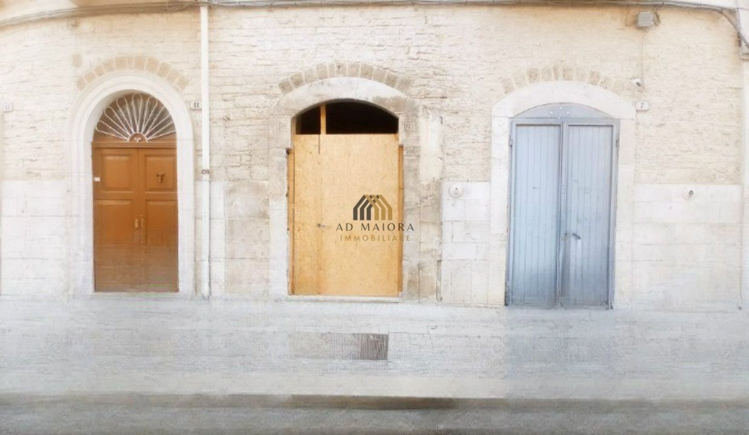 Gewerbliche Immobilie in Bitonto, Italy 40m², Nr. 349144