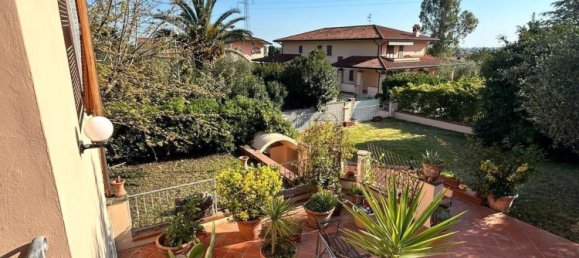 4 Schlafzimmer Villa in Carrara, Italy, Nr. 52212 4