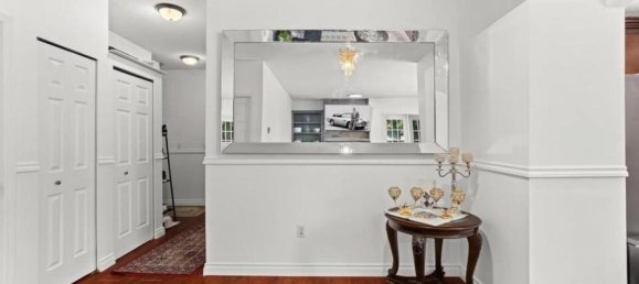 2 bedrooms Condo in British Columbia, Canada No. 1077 10