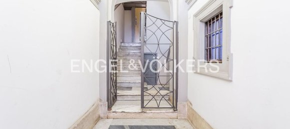 4 rooms Apartment in Rome, Italy No. 105558 12