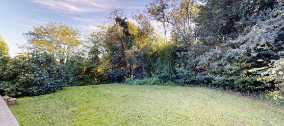 4 bedrooms House in Saint-Caprais-de-Bordeaux, France No. 101276 24