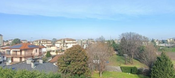Apartamento T2 em Busto Arsizio, Italy N.º 190373 33
