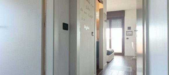 Apartamento T2 em Busto Arsizio, Italy N.º 190373 20