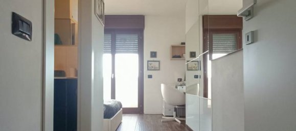 Apartamento T2 em Busto Arsizio, Italy N.º 190373 30