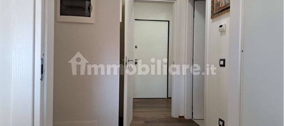 Apartamento T3 em Modena, Italy N.º 296670 16