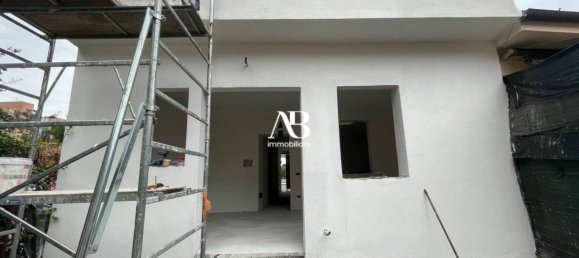 3غرفة منزل في Viareggio, Italy رقم 28077 8