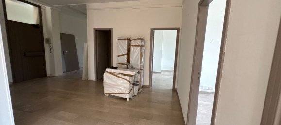 Escritório em Fano, Italy 250 m² N.º 302632 12