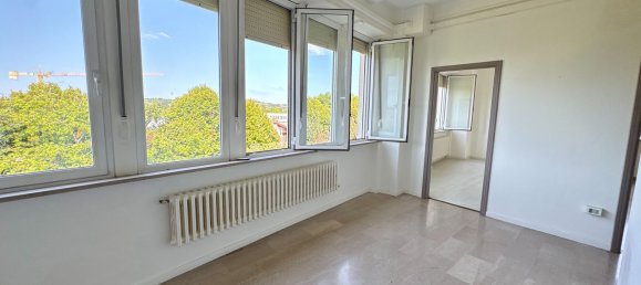 Escritório em Fano, Italy 250 m² N.º 302632 27