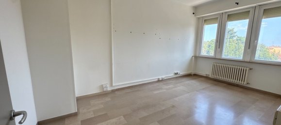 Escritório em Fano, Italy 250 m² N.º 302632 16