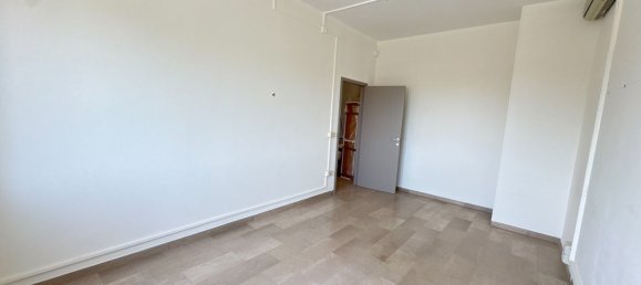 Escritório em Fano, Italy 250 m² N.º 302632 18