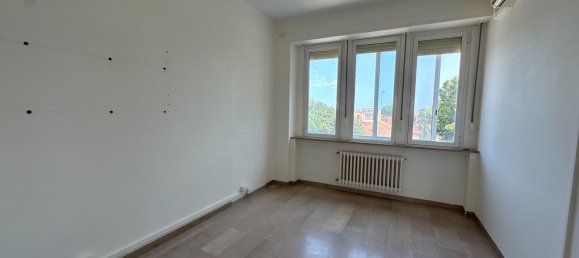 Escritório em Fano, Italy 250 m² N.º 302632 9