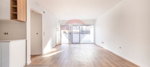 2 bedrooms House in Torres Vedras, Portugal No. 55824 11