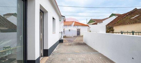 2 bedrooms House in Torres Vedras, Portugal No. 55824 6