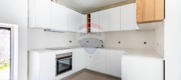 2 bedrooms House in Torres Vedras, Portugal No. 55824 8