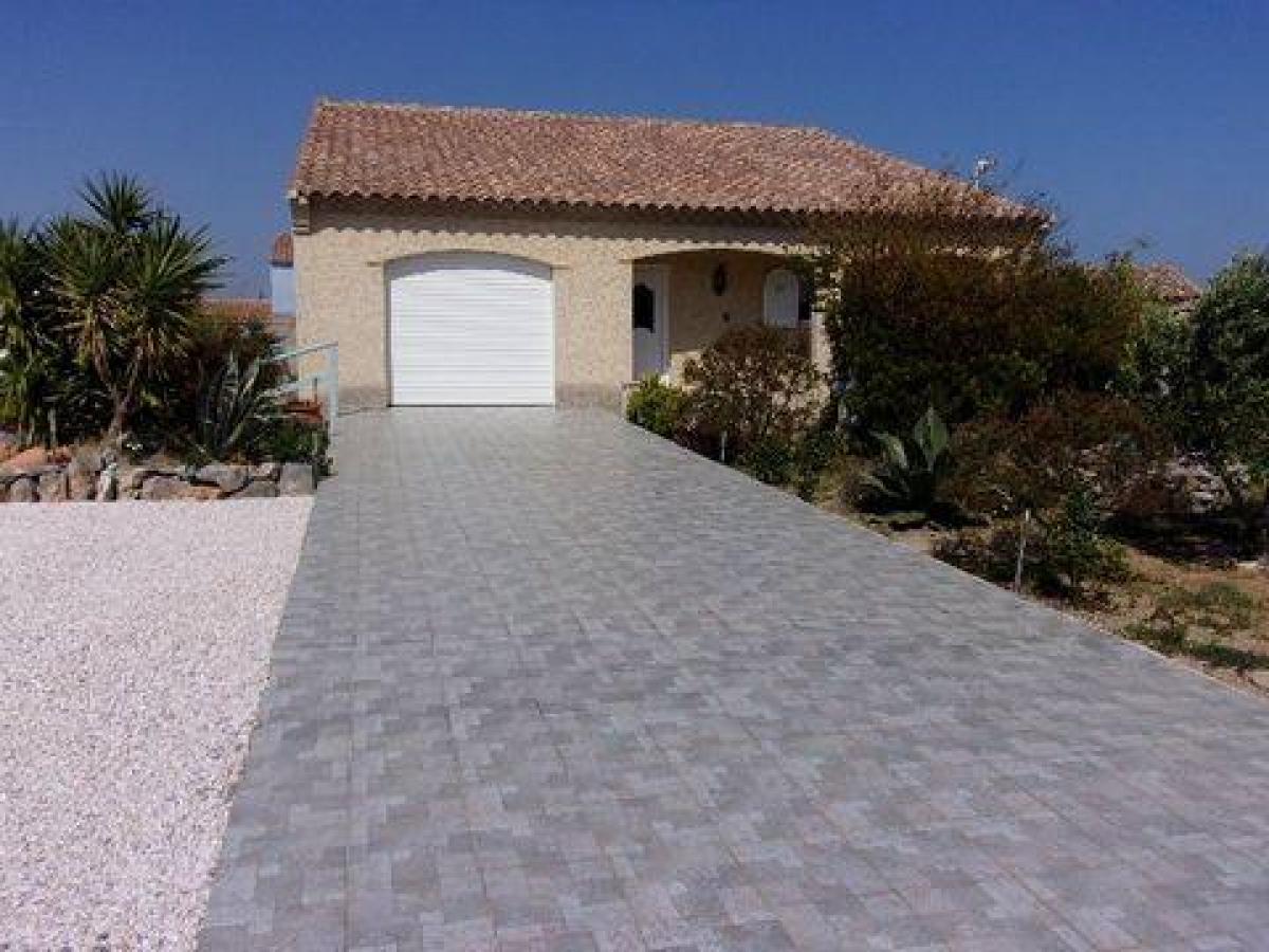 3 bedrooms House in Caves, France No. 32156