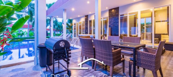 4 bedrooms Cafe / restaurant in Hua Hin, Thailand No. 6665 4