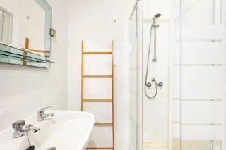 4 chambres Duplex à Aradas, Portugal No. 328645