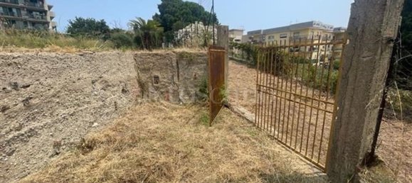 Land in Messina, Italy No. 339363 8