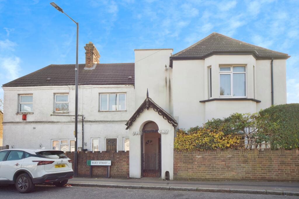 2 bedrooms Apartment in London, United Kingdom No. 11486