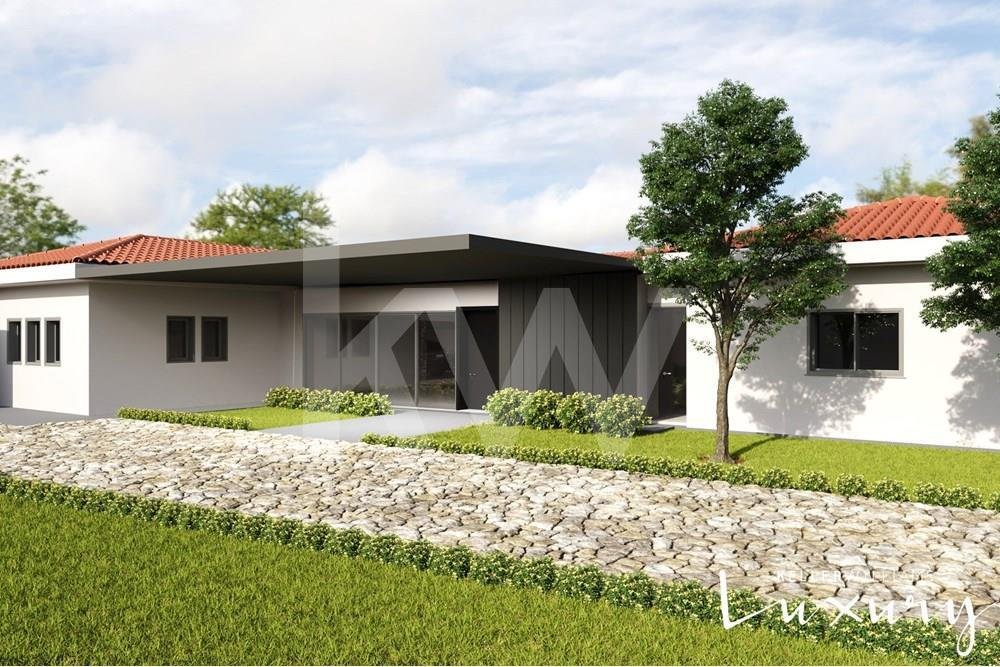 5 bedrooms Villa in Cascais, Portugal No. 98595