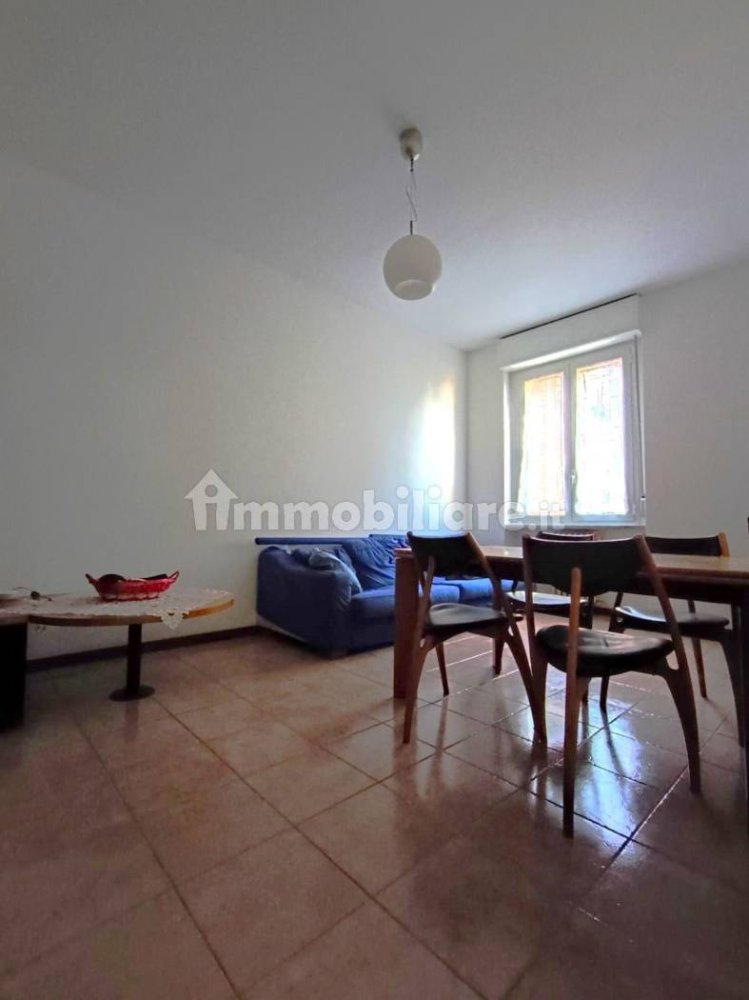 2 bedrooms Apartment in Pavia, Italy No. 352161