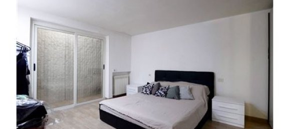 4 bedrooms Villa in Valenzano, Italy No. 290192 20