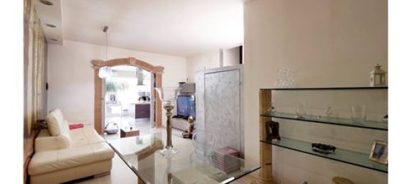 4 bedrooms Villa in Valenzano, Italy No. 290192 6