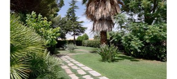 4 bedrooms Villa in Valenzano, Italy No. 290192 21