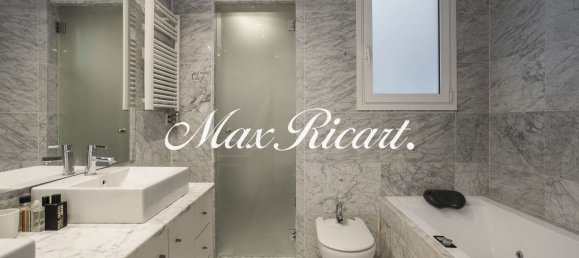 4 bedrooms Apartment in Eixample, Spain No. 24316 22