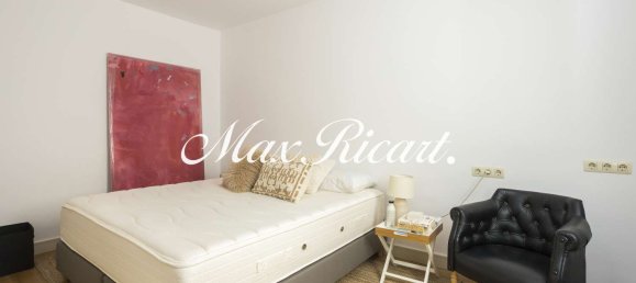 4 bedrooms Apartment in Eixample, Spain No. 24316 16